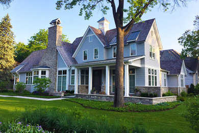 Design ideas for a country exterior in Chicago.