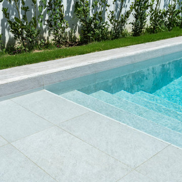 Snow White Porcelain Tiles - Ilıca,Izmir Villa