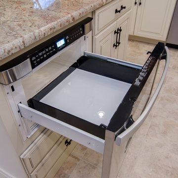 Modern Colonial Kitchen Remodel in Leesburg, VA