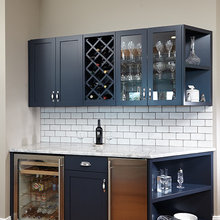 Bar room