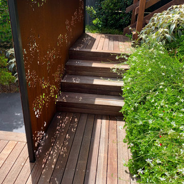 2022 Silver Award - Residential Design (Mid Scale) - Landsberg Garden Design
