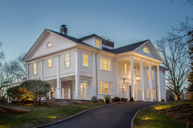 Elegant exterior home photo in New York