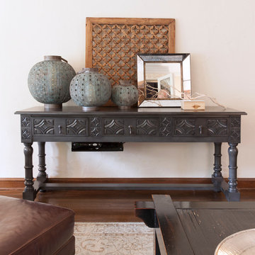 Noir Console