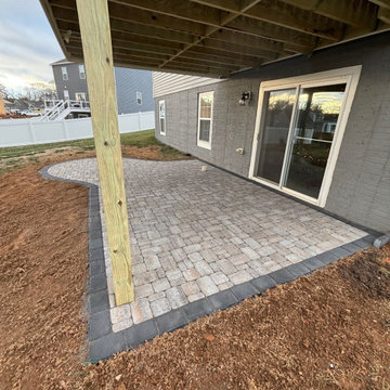Trex Enhance Gray Deck and Shaded Gray Jefferson Paver Patio