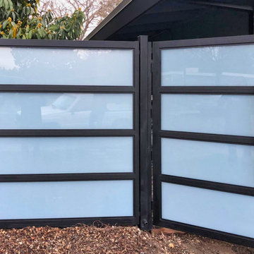 Mountain View California Glass and Aluminum Entry Gate