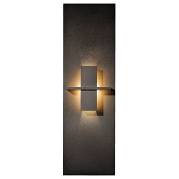 Hubbardton Forge 217520-1015 Aperture Vertical Sconce in Soft Gold