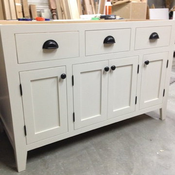 Simple Cottage Vanity