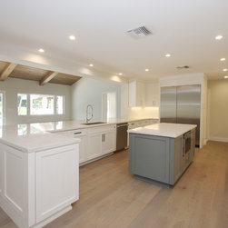4611 NE 25th Ave - Products