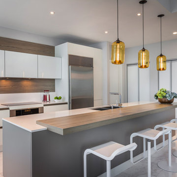 Carbonell, Brickell Key - Modern, Sophisticated & Practical Vacation Condo