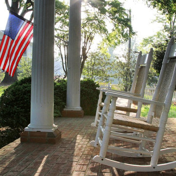 Southern Porch - Traditional with a modern twist