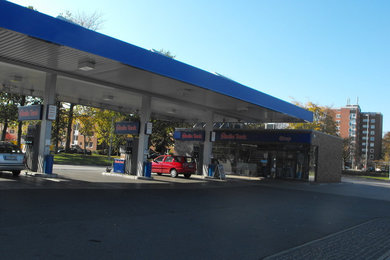 Neubau Tankstelle