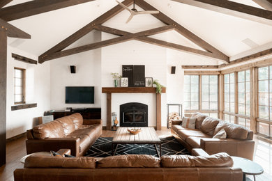 Cottage living room photo in Denver