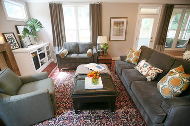 Example of a classic living room design in Atlanta