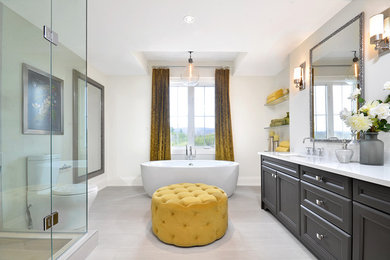 Bathroom - contemporary bathroom idea in Toronto