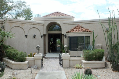 Entryway - southwestern entryway idea in Phoenix