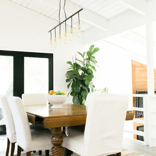 サクラメントのトランジショナルスタイルのLDKの画像 (白い壁)