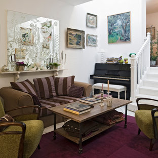 Exemple d'une maison romantique de taille moyenne.