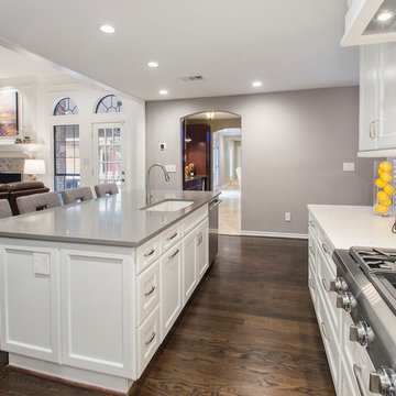 Scott Circle Kitchen & Living Room