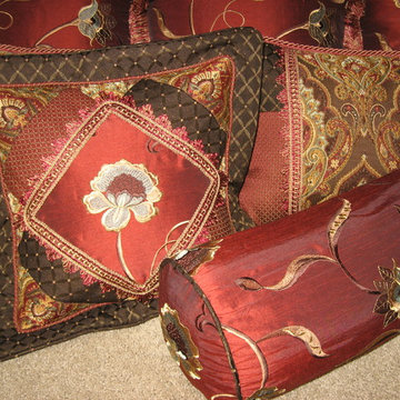 Accent Pillows for the Bed