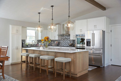 Inspiration for a transitional kitchen remodel in Columbus