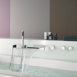 DEQUE Bathroom Faucet - Products