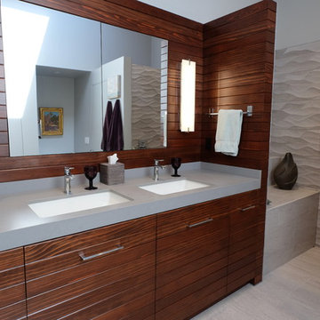 Sea Ranch Master Bathroom
