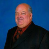 Dhon MacKinnon's photo