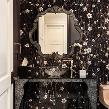 Powder Room (76B)