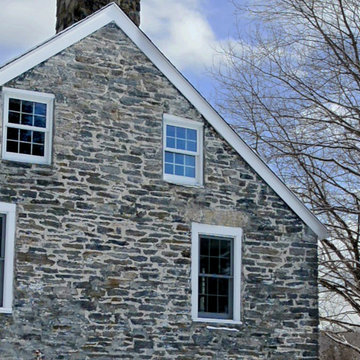 Stone House Farm - 2123 South Britain Rd, Southbury, CT