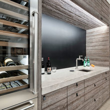 wine lounge storage
