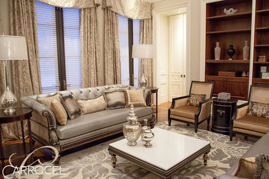 Transitional living room photo in Toronto