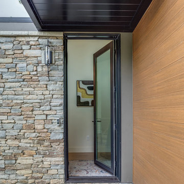 Contemporary at The Ridges