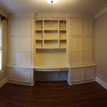 Office Storage Built-ins with Desk