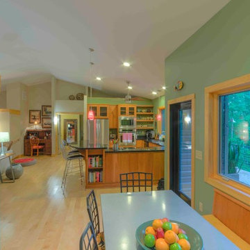 Warmth and Modern Style Meet at Smith Mountain Lake