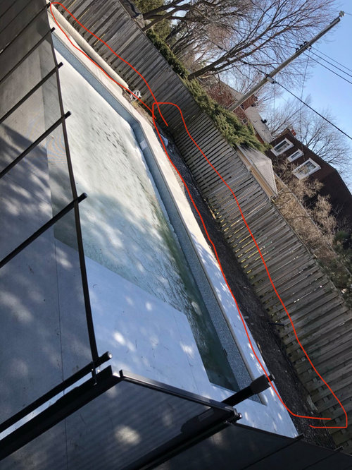 pool on unlevel ground