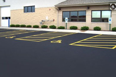 COMMERCIAL PAVING