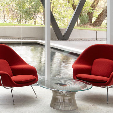 Eero Saarinen Style Womb Chair and Ottoman by Barcelona Designs