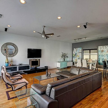 Houston Properties, Gated community in Cottage Grove. 5111 Larkin St
