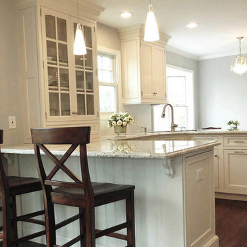 Traditional Kitchen in Chatham, NJ