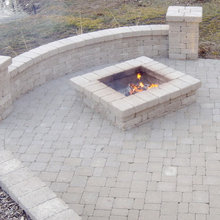 Paver patio with fire pit
