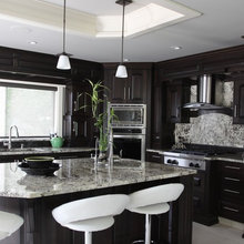 dark kitchen cabinets