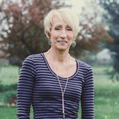 Laurie Mills's photo