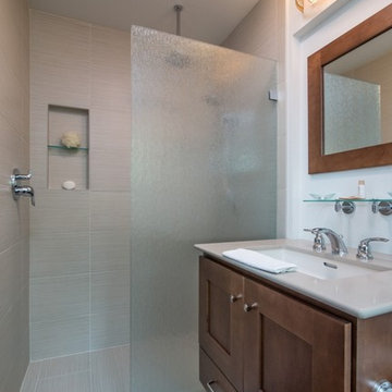 Encinitas, California Powder Room