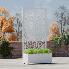 Outdoor Planters with Garden Screens