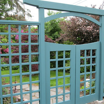 Lattice Deer Fence/Gate