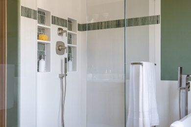 Inspiration for a contemporary bathroom remodel