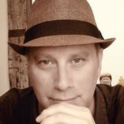 Jimmy Cohrssen's photo