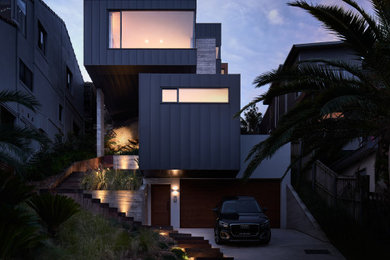 Inspiration for a modern exterior in Sydney.