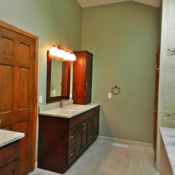 Holtz Hall Bath Remodel