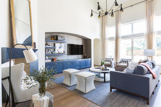 Transitional  by Marie Flanigan Interiors